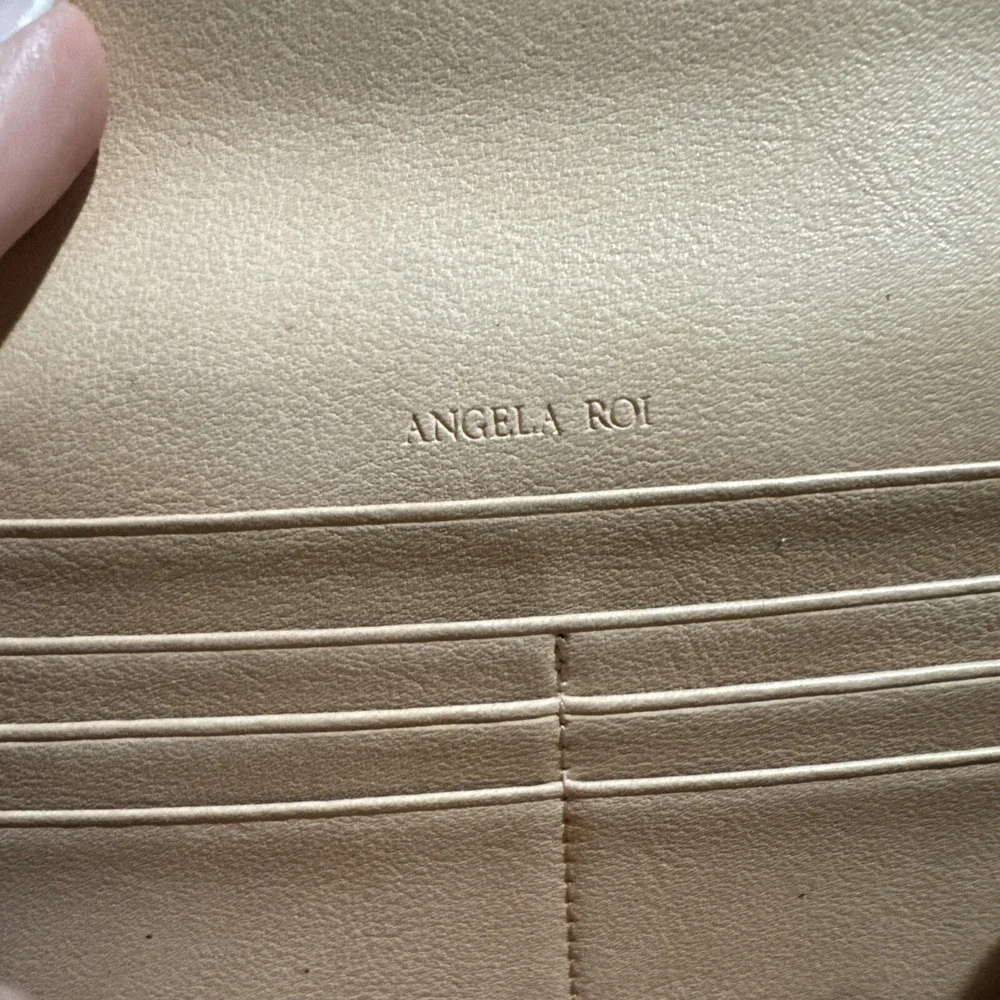 Angela Roi Dusty Pink Woman's Wallet Clean EUC